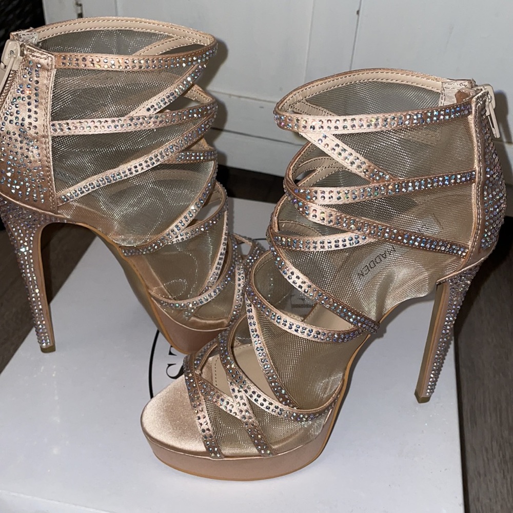 Steve Madden Dinora champ MLT heels
